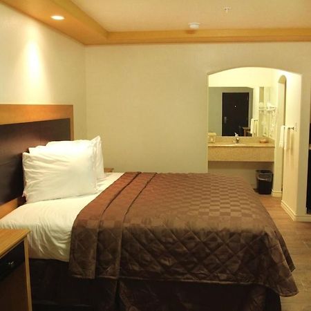 Maverick Inn 伊格尔帕斯 外观 照片