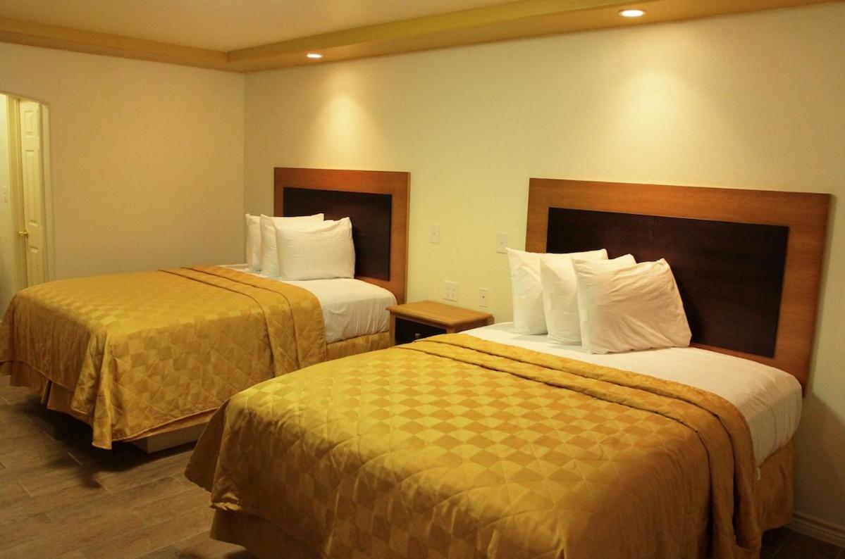 Maverick Inn 伊格尔帕斯 外观 照片