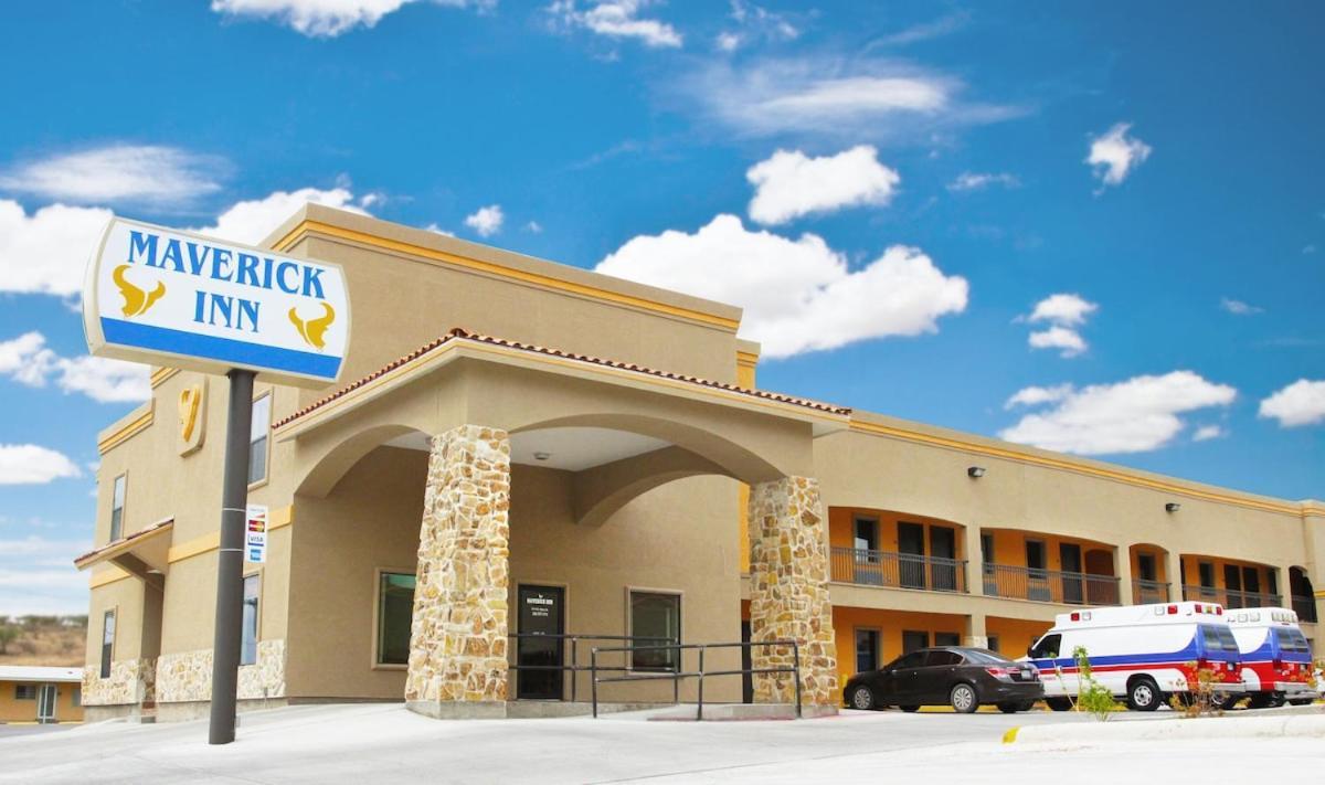 Maverick Inn 伊格尔帕斯 外观 照片